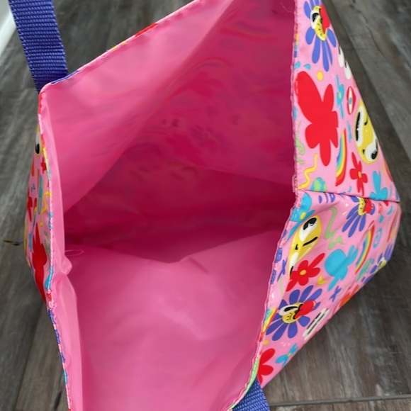 Estee Lauder Pink Smiley Tote - Picture 5 of 5